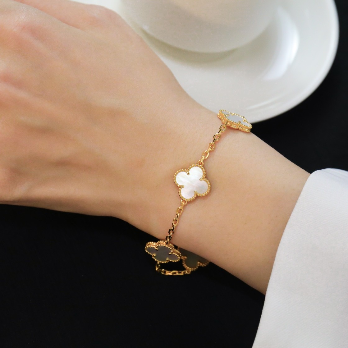 Van Cleef & Arpels Vintage Alhambra Bracelet, 5 Motifs , Mother-