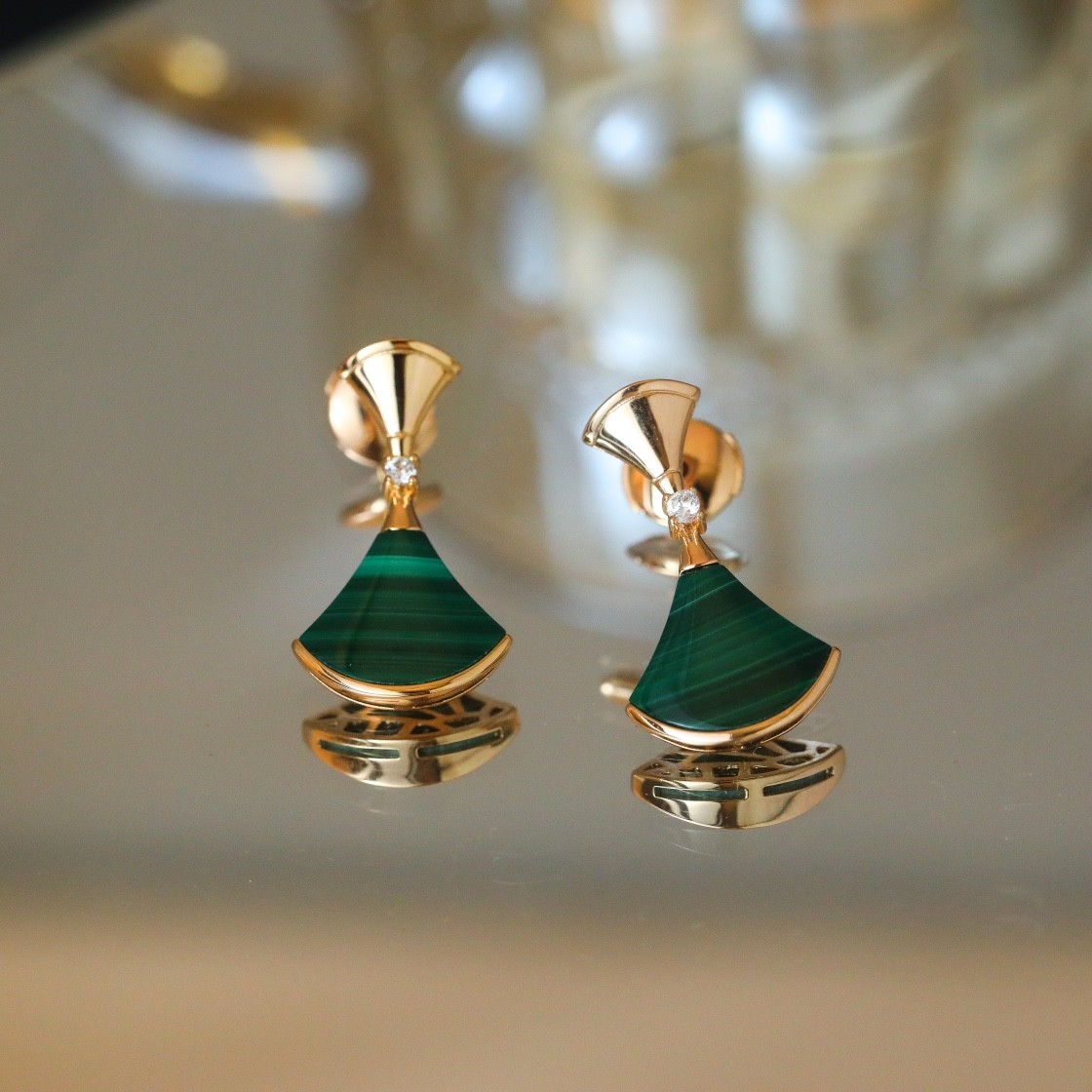 Bulgari Diva's DREAM Earrings Rose Gold With Malachite and Diamo