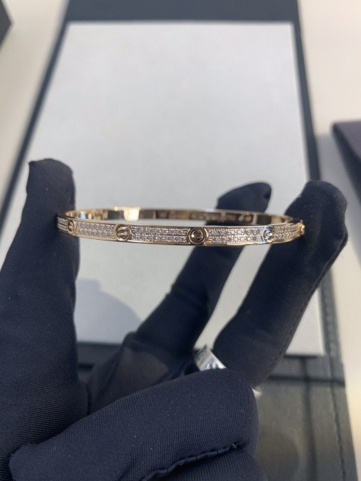 Cartier Love Bracelet Small Model Diamond Paved